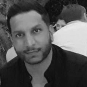 ash ceo black and white